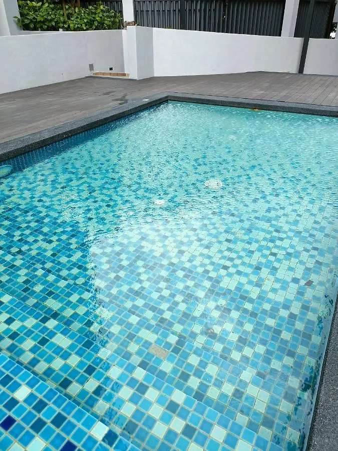 Sky Trees Nflix Make Up Table With Pool & Facilities Apartment Johor Bahru